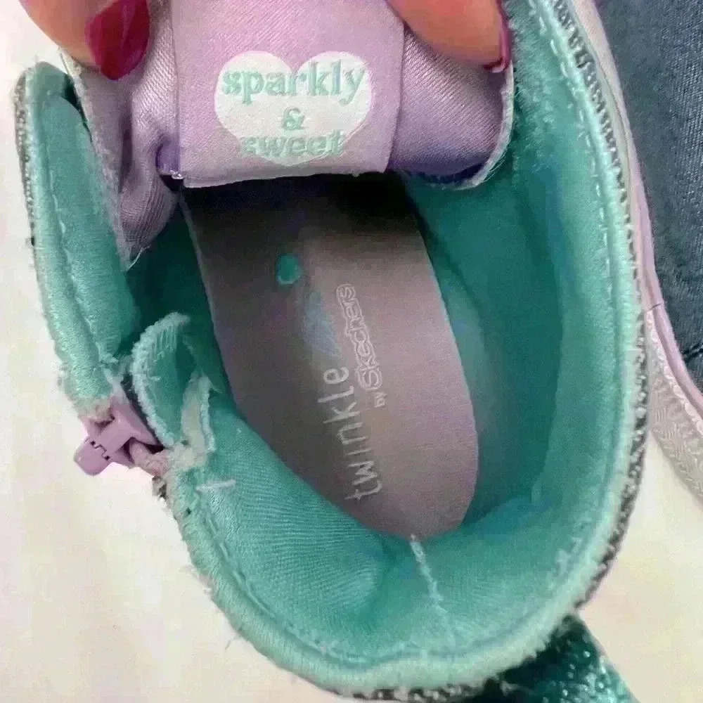 Sketchers girls Twinkle Lite Magnificent Mermaid sneakers. - Picture 10 of 11